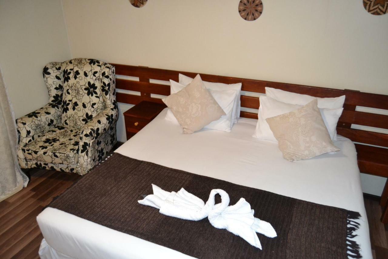 Chobe Sunset Chalets Lesoma Εξωτερικό φωτογραφία