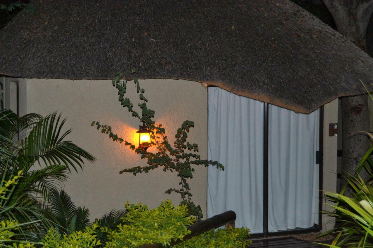 Chobe Sunset Chalets Lesoma Εξωτερικό φωτογραφία